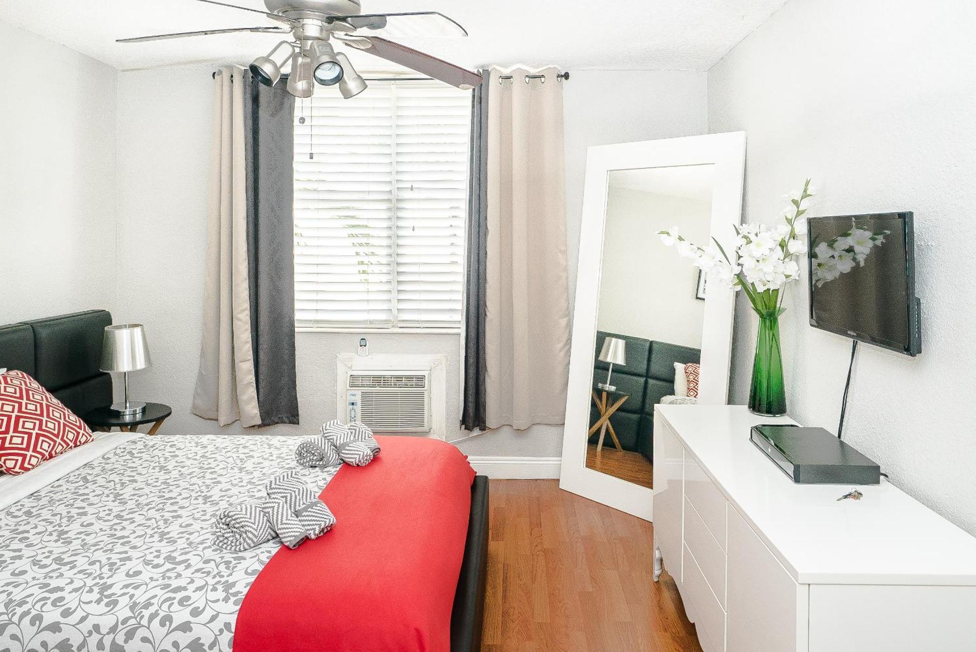 713 Miami Beach Apartments Bagian luar foto